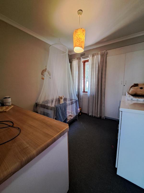 3 Bedroom Property for Sale in Vredekloof East Western Cape